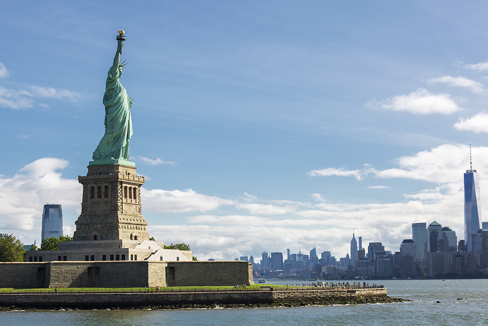 6 lugares para conhecer em Nova York estátua da liberdade